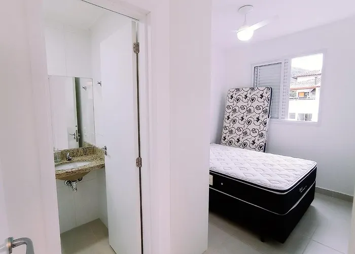 Rubi 305 - 100 Mts Da Praia Ubatuba, Brasil