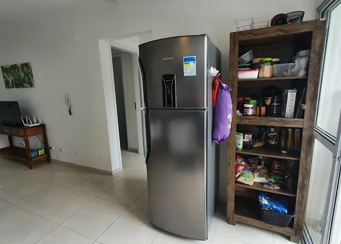 Apartamento Com Piscina Em Ubatuba Perto Da Praia, Brasil