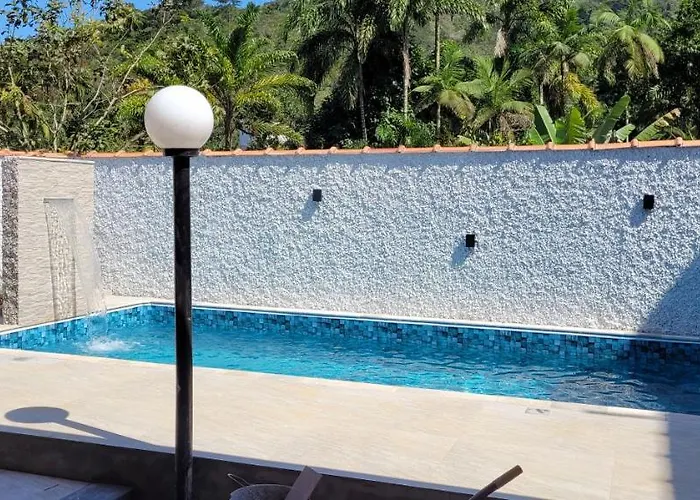 Casa Cica Vila Ubatuba, Brasil