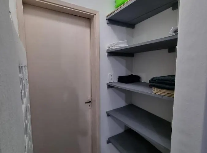 Kitnet Ubatuba Apartamento, Brasil