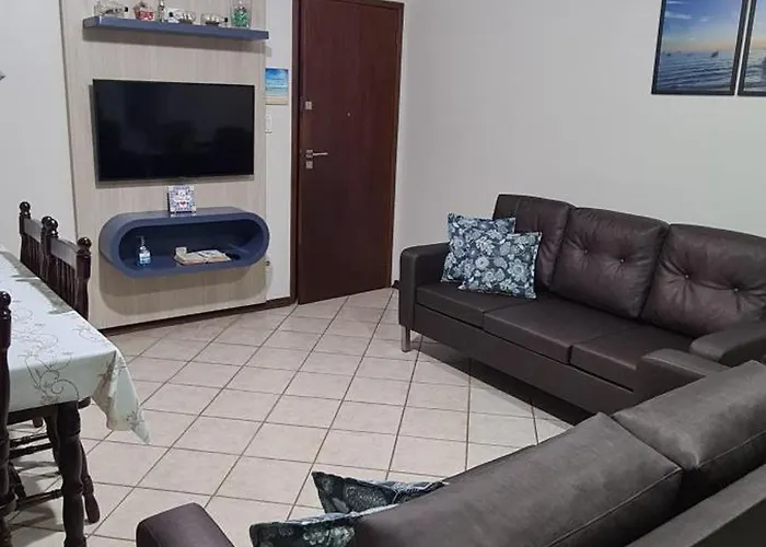 Apartamento Amplo Praia Grande Ubatuba Jj Mendes, Brasil