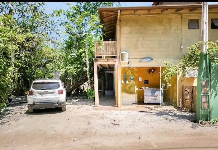 Prumirim Surf Suítes Ubatuba, Brasil