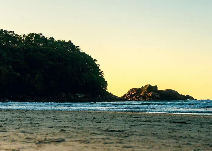 Apartamento Praia Grande Ubatuba 2 Vagas Garagem Internet Wifi, Brasil