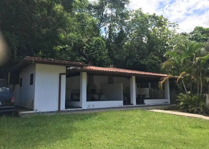 Três praias para ir a pé Térreo 2 vagas de estacionamento Ar Condicionado Ubatuba, Brasil