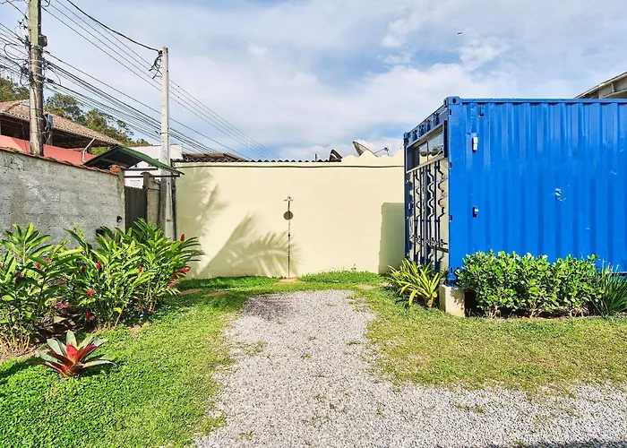 Econtainer Ubatuba Vila, Brasil