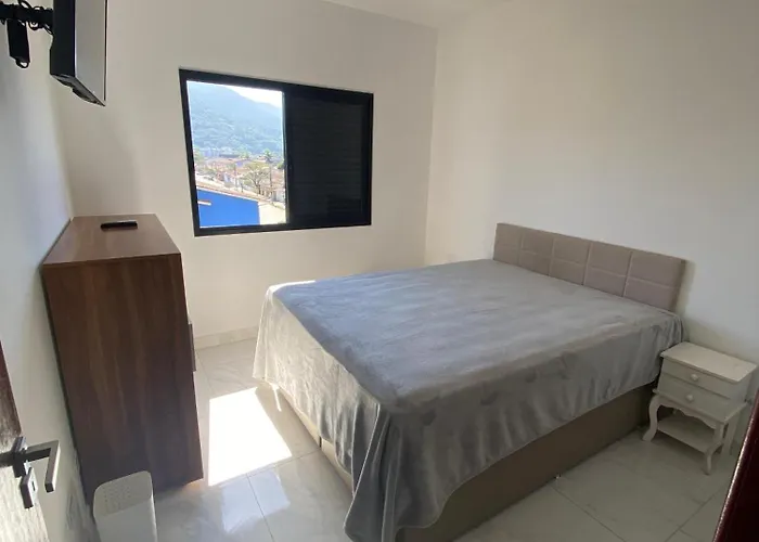 Apartamento Elegante, Ar-Condicionado, Wi-Fi, Piscina No Terraco Do Predio E Varanda Exclusiva Ubatuba, Brasil