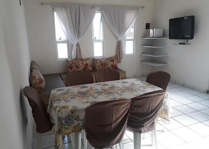 Casa Condominio 250M Praia Maranduba Wifi Churrasqueira Ubatuba, Brasil