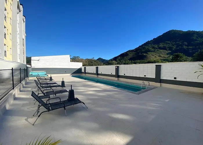 Jathy - Apt No Centro Com Piscina E Varanda Gourmet Ubatuba, Brasil