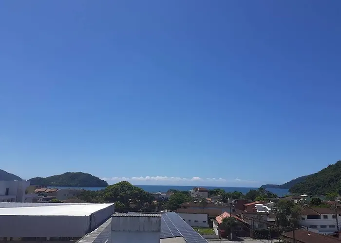 Apê a 250 metros da praia do Perequê açu em Ubatuba, Brasil