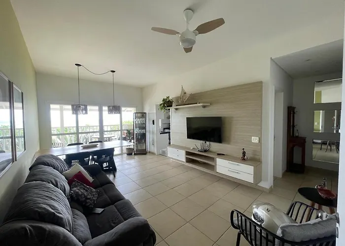 Apartamento Frente Mar Ubatuba Praia Grande, Brasil