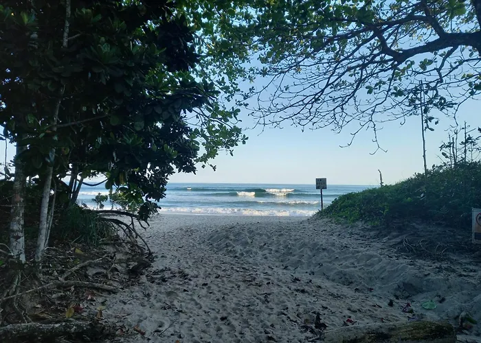 Suíte no Condomínio Itamambuca - Muito Perto da Praia !!! Ubatuba, Brasil
