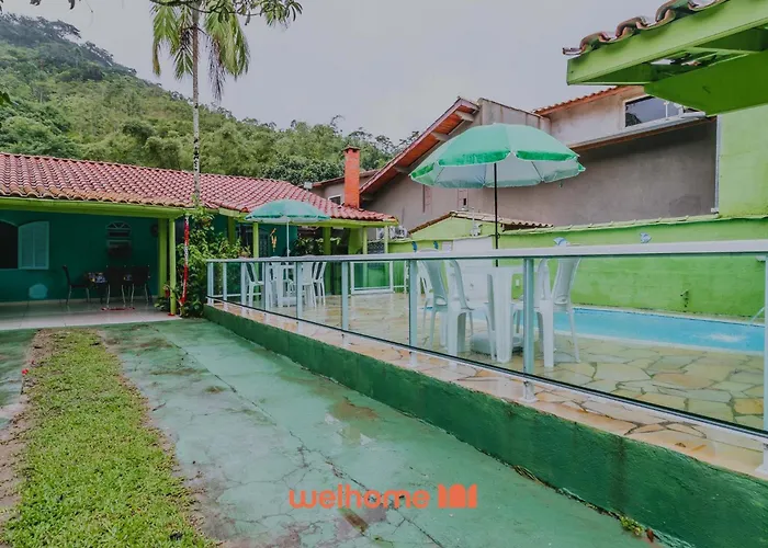 Casa Em Ubatuba Com Piscina A 10 Min Da Praia, Brasil