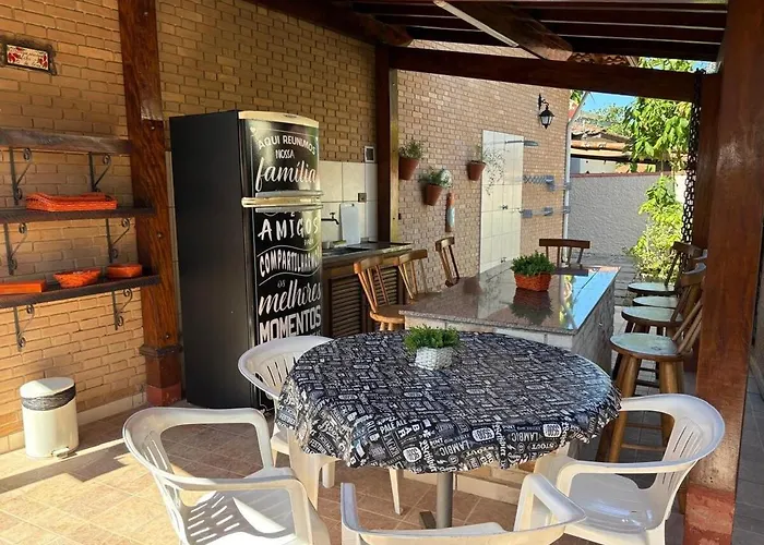 Casa 30 m da praia,condomínio Tenório Ubatuba, Brasil