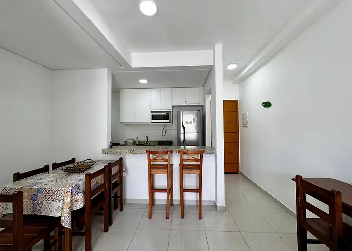 Apartamento Praia Grande Ubatuba Com Churrasqueira Privativa, Brasil