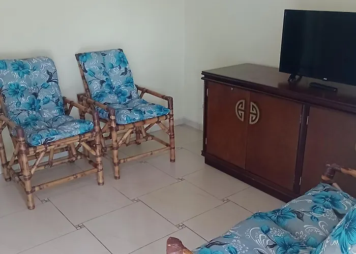 Casa De Dois Quartos Para Ate 6 Pessoas Ubatuba, Brasil
