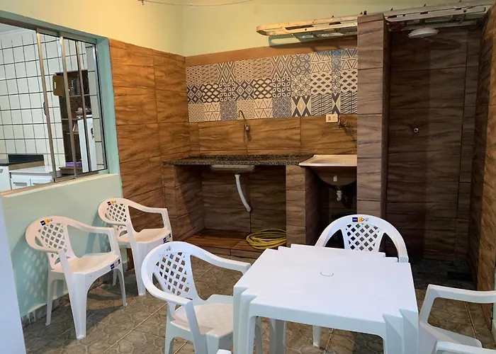 Casa Agradável há 80 metros praia toninhas Ubatuba, Brasil