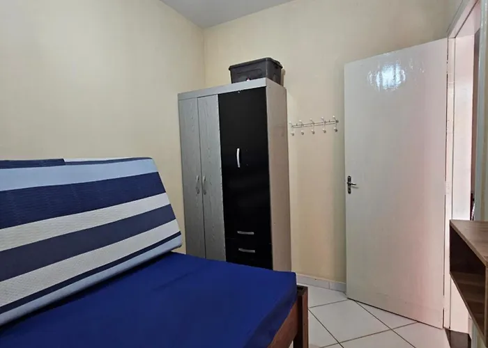 Apartamentos Em Maranduba - 50M Da Praia Ubatuba, Brasil