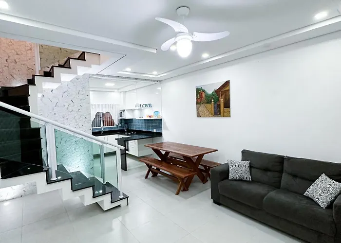 Casa Moderna Em Ubatuba Com Churrasqueira E Wi Fi, Brasil