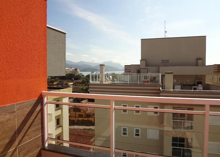 LINDO APTO COM PISCINA, SAUNA, SALÃO DE JOGOS, WIFI, AR CONDICIONADO e SACADA GOURMET NO ITAGUA Ubatuba, Brasil