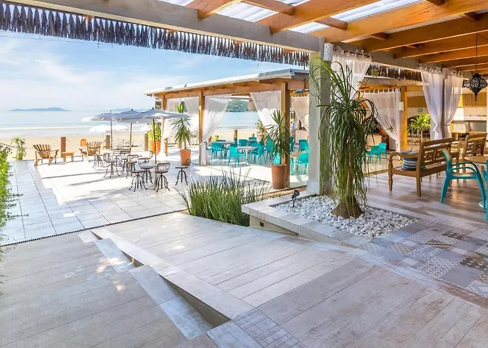 Hotel Village Enseada Ubatuba